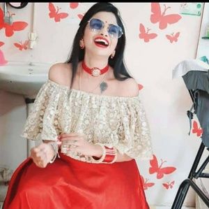 Meet your Posher, Priyanka